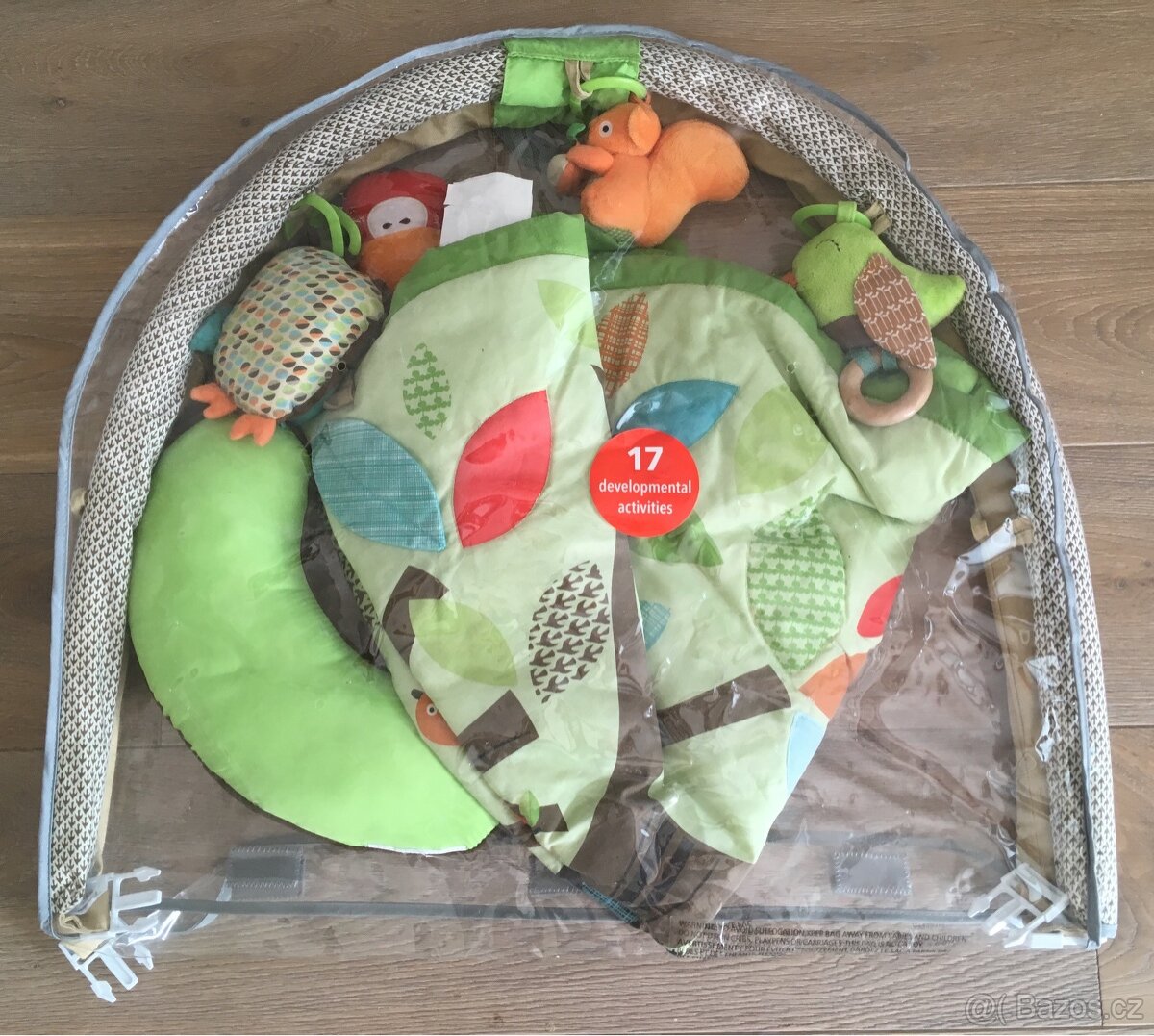 Skip hop Kamarádi ze stromu Hrací deka s hrazdou. - 2