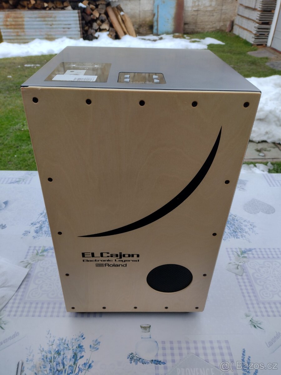 Roland EC-10 EL Speciální cajon - 2