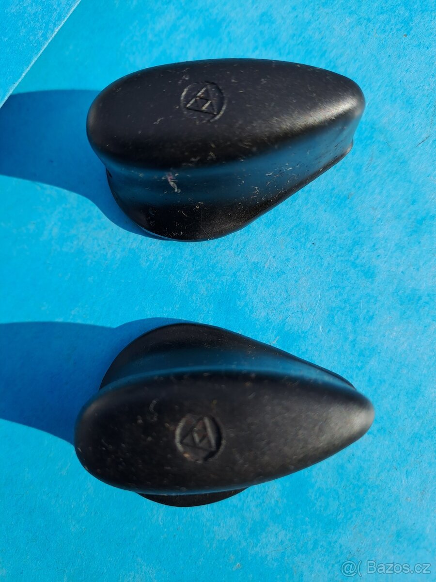 Staré knoflíky, páčky 2 ks. - 2