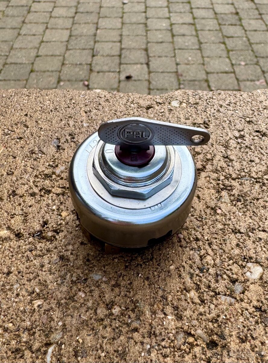 Jawa CZ kyvacka, CZ - spínací skřínka PAL - 2