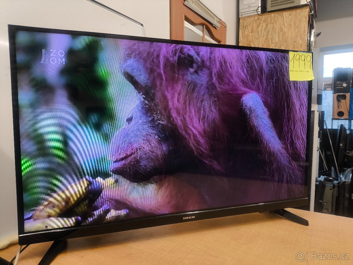 81cm LED televize Samsung - DVB-T2 - 2