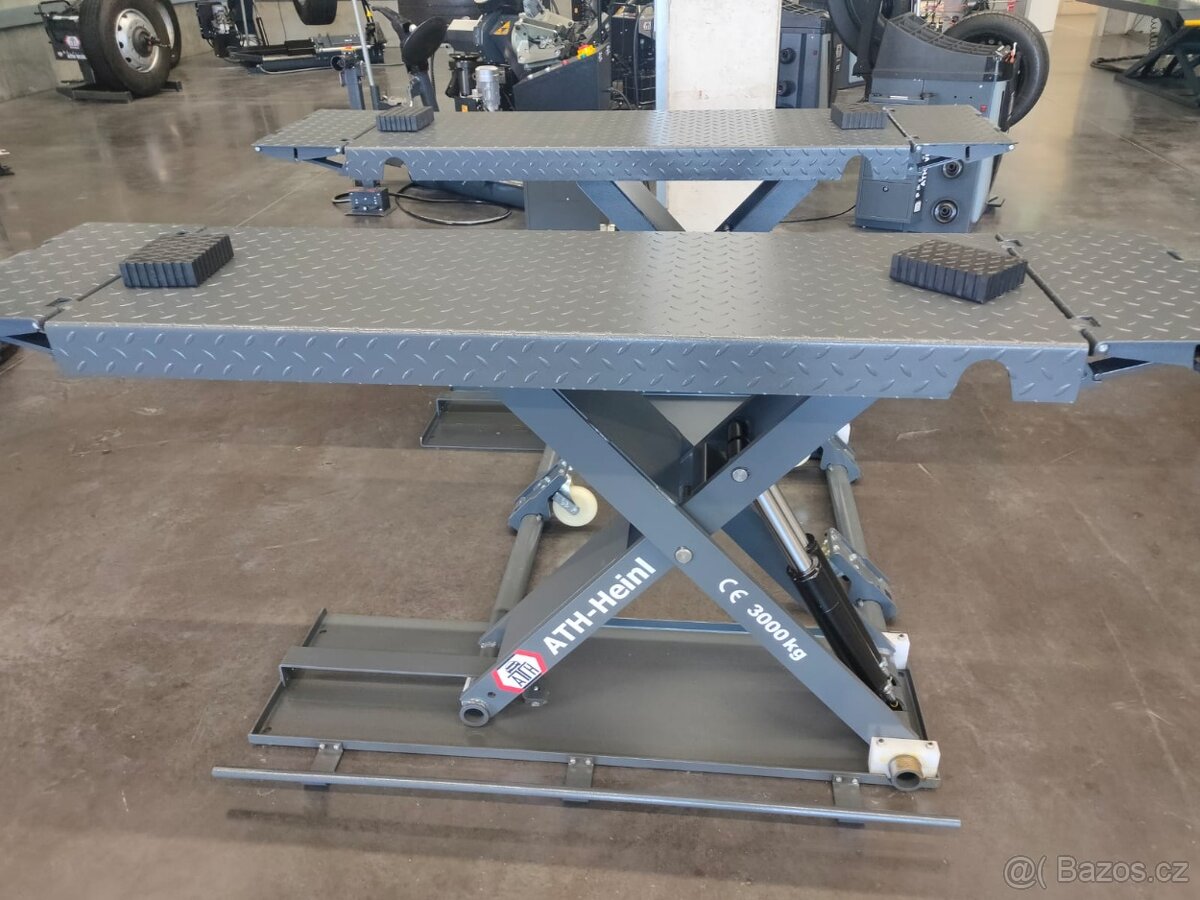 Nůžkový mobilní zvedák 3-3.500 kg/1-1,3m ZÁRUKA - 2
