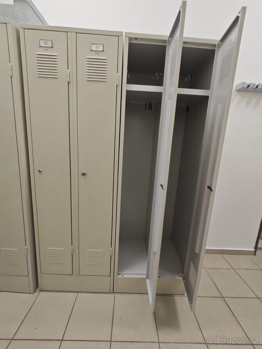 Plechové skříňě - 2