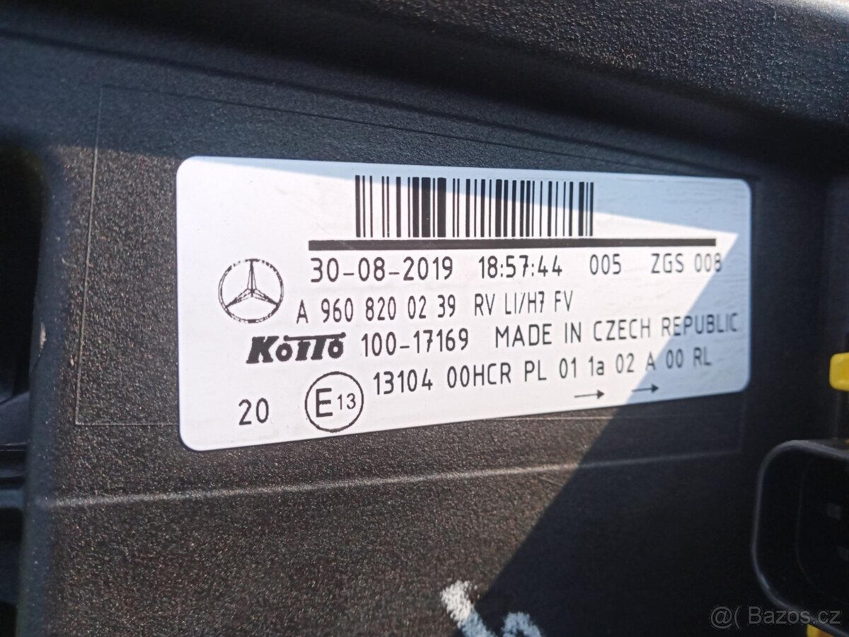 Díly Actros 4-nový světlomet + XENON ,LP dveře schod pr sp - 2