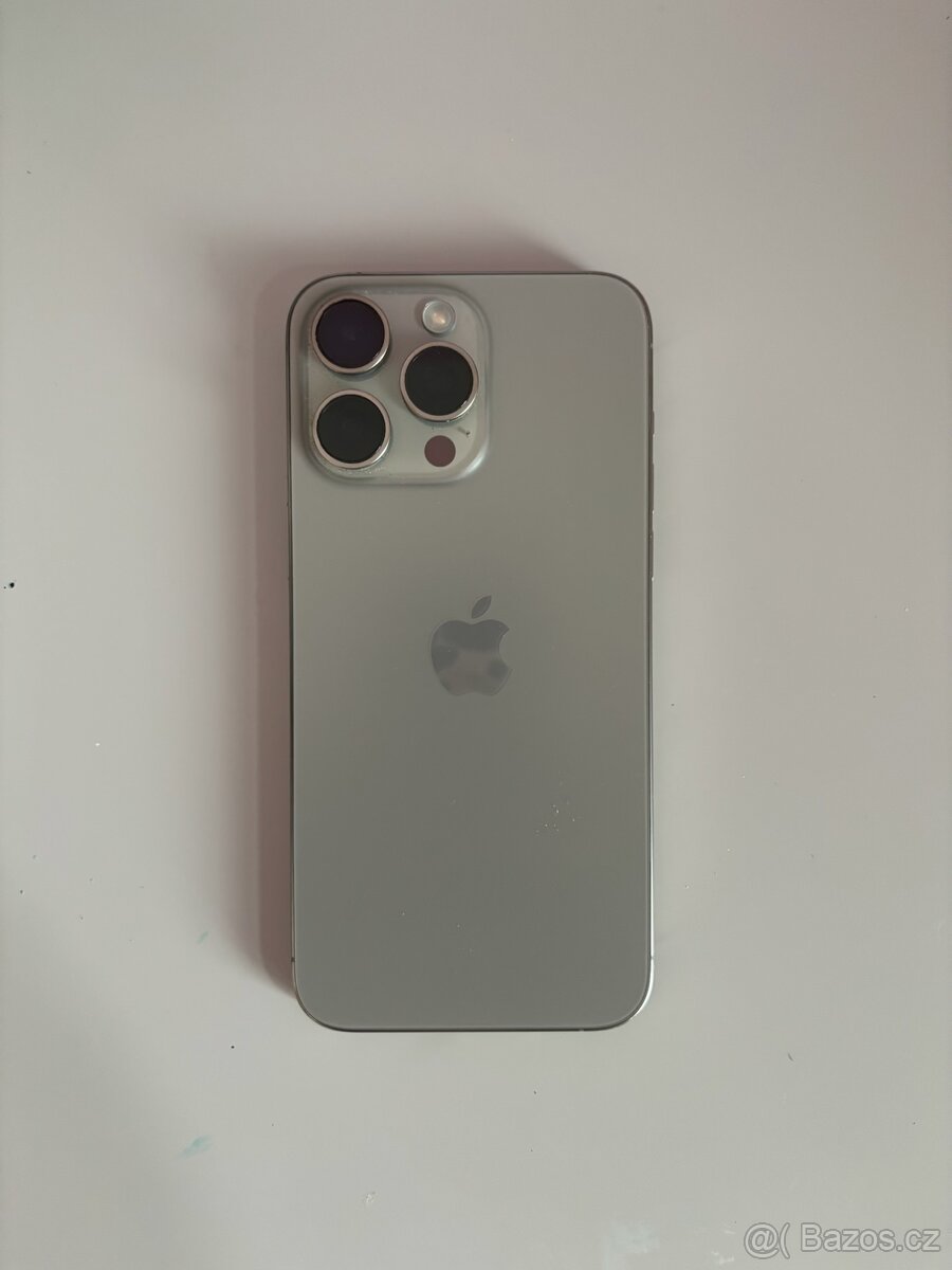 iPhone 15 Pro Max 256 GB - 2