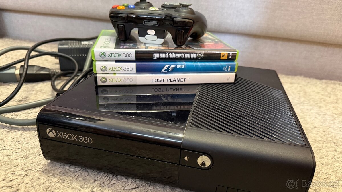 Xbox 360e + hry Xbox 360 + 2 hry - 2