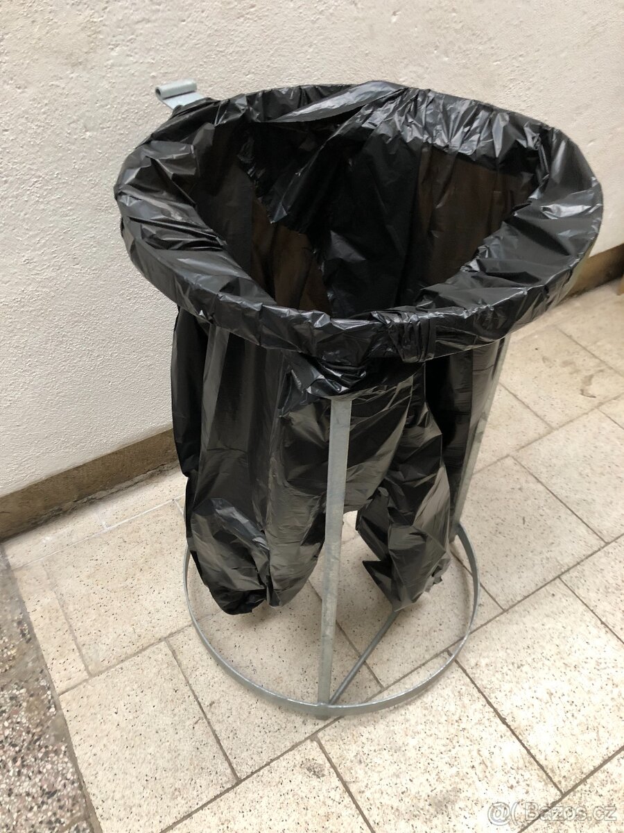 Stojan koš pro pytle - 2