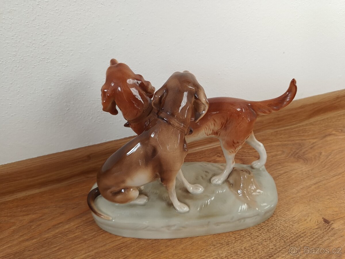 Lovečtí psi Royal Dux - 2