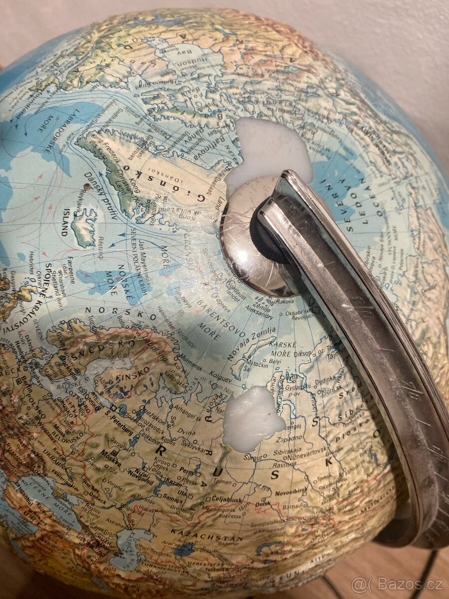 Svíticí glóbus - 2