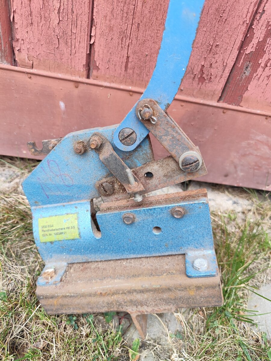 Pákové nůžky - 2