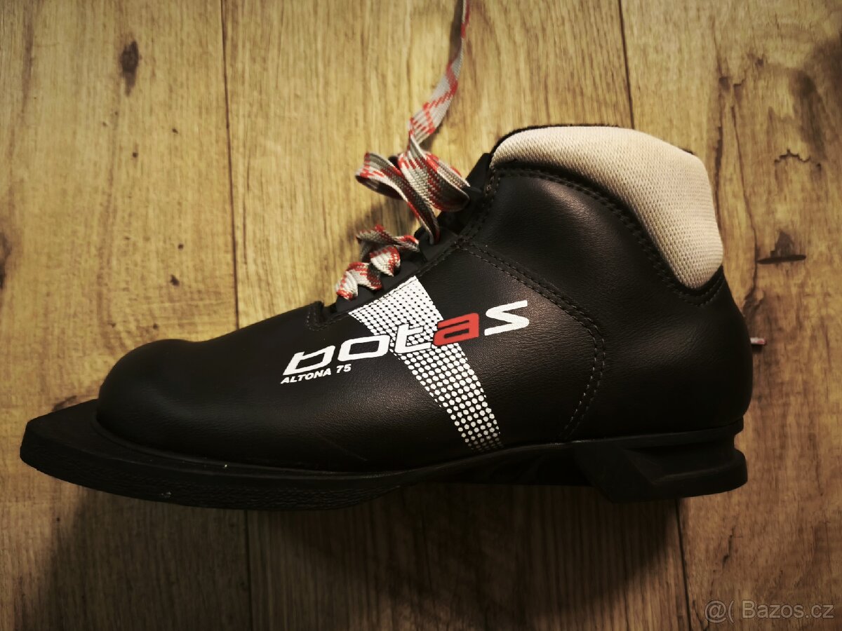 Prodám dětské běžky set - 2