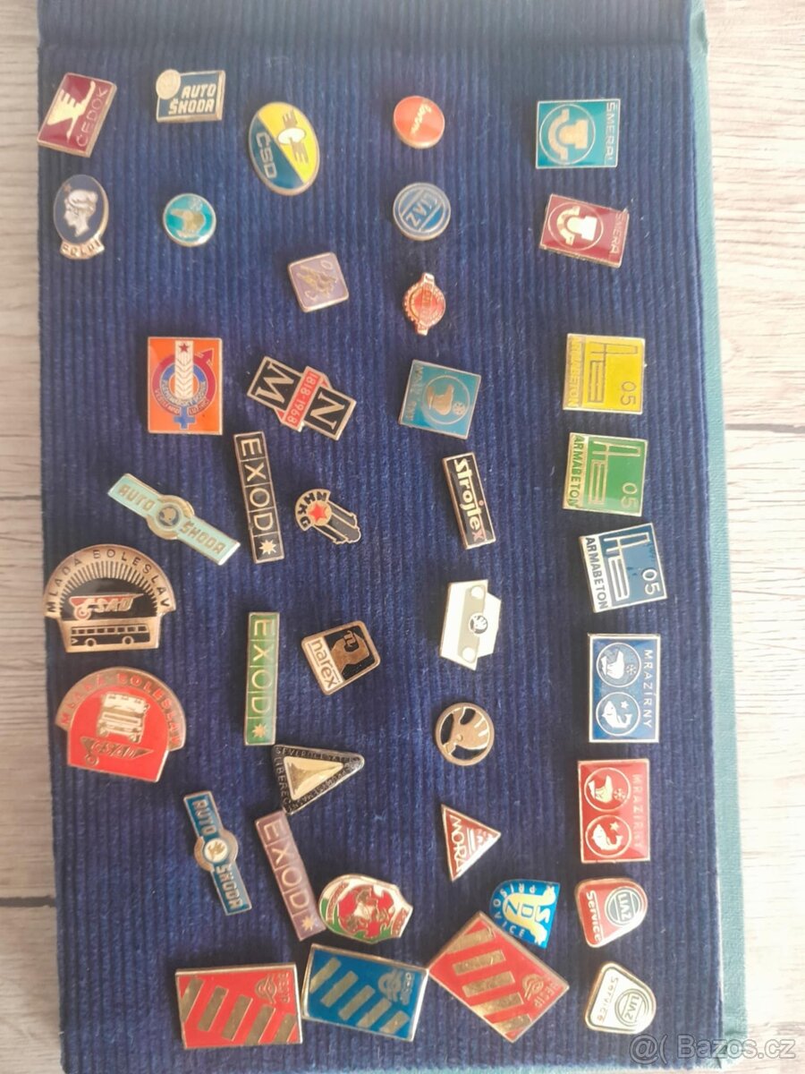 Prodám sbírku odznáčkû - 2