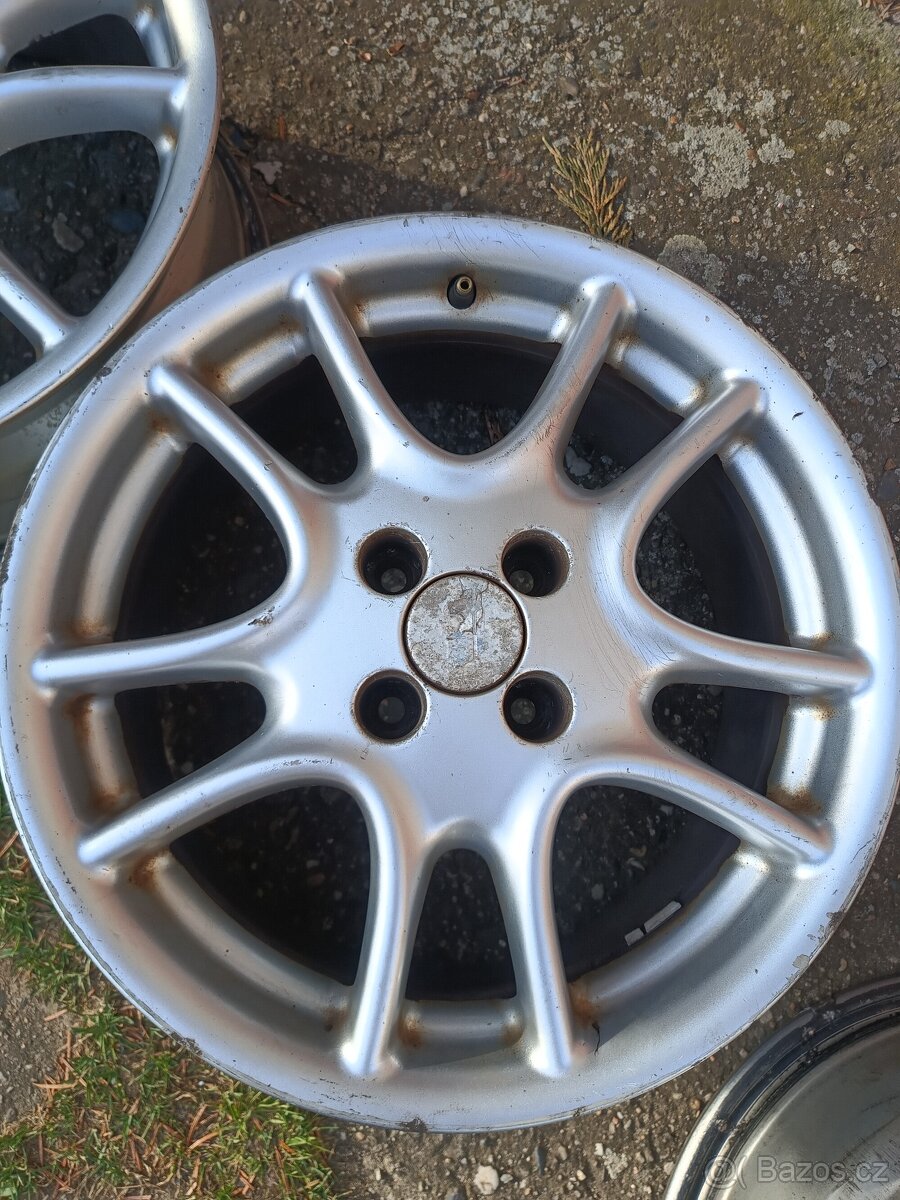 Sada 4 ks ALU disků - 2