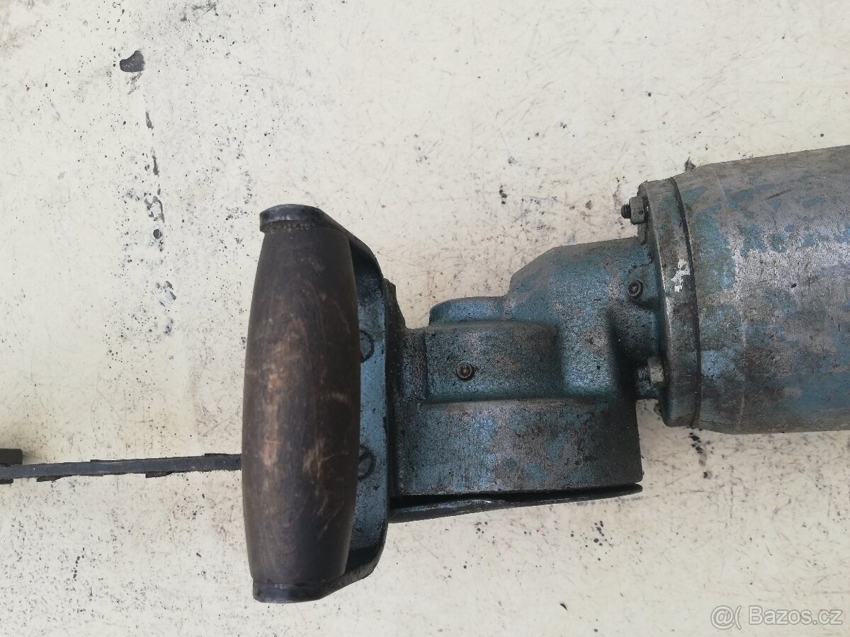 Píla používaná v podzemi - 2