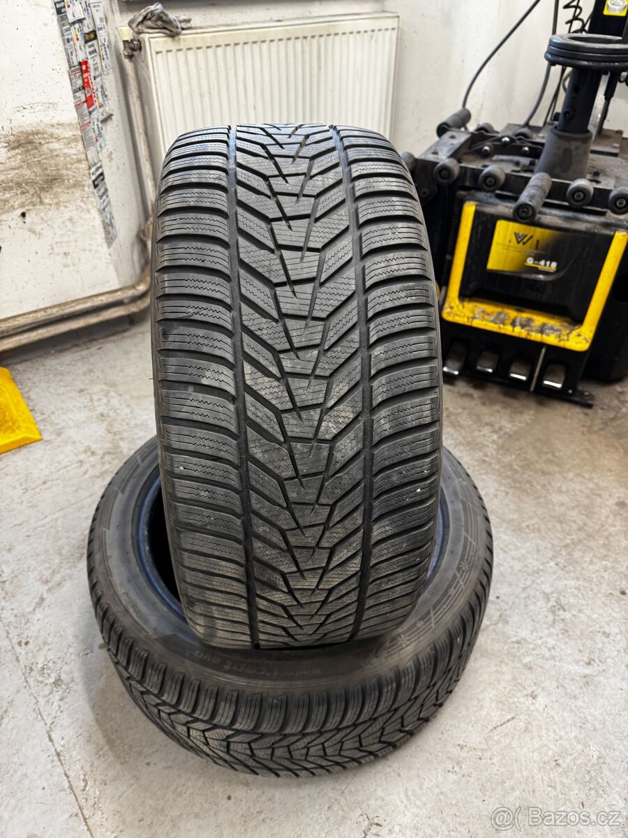Pneu 275/40 r19 - 2