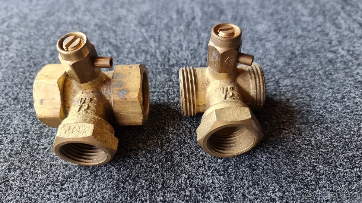 INSTALATÉRSKÝ MATERIÁL - 2