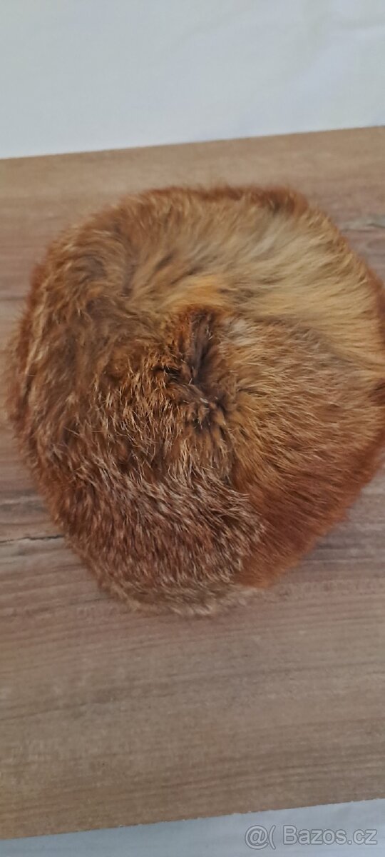 Čepice vyrobená z lišky - 2