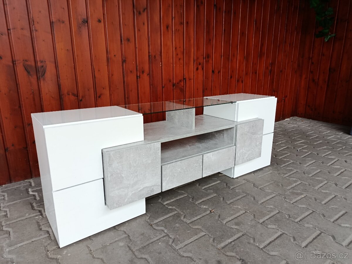 Tv stolek - 2