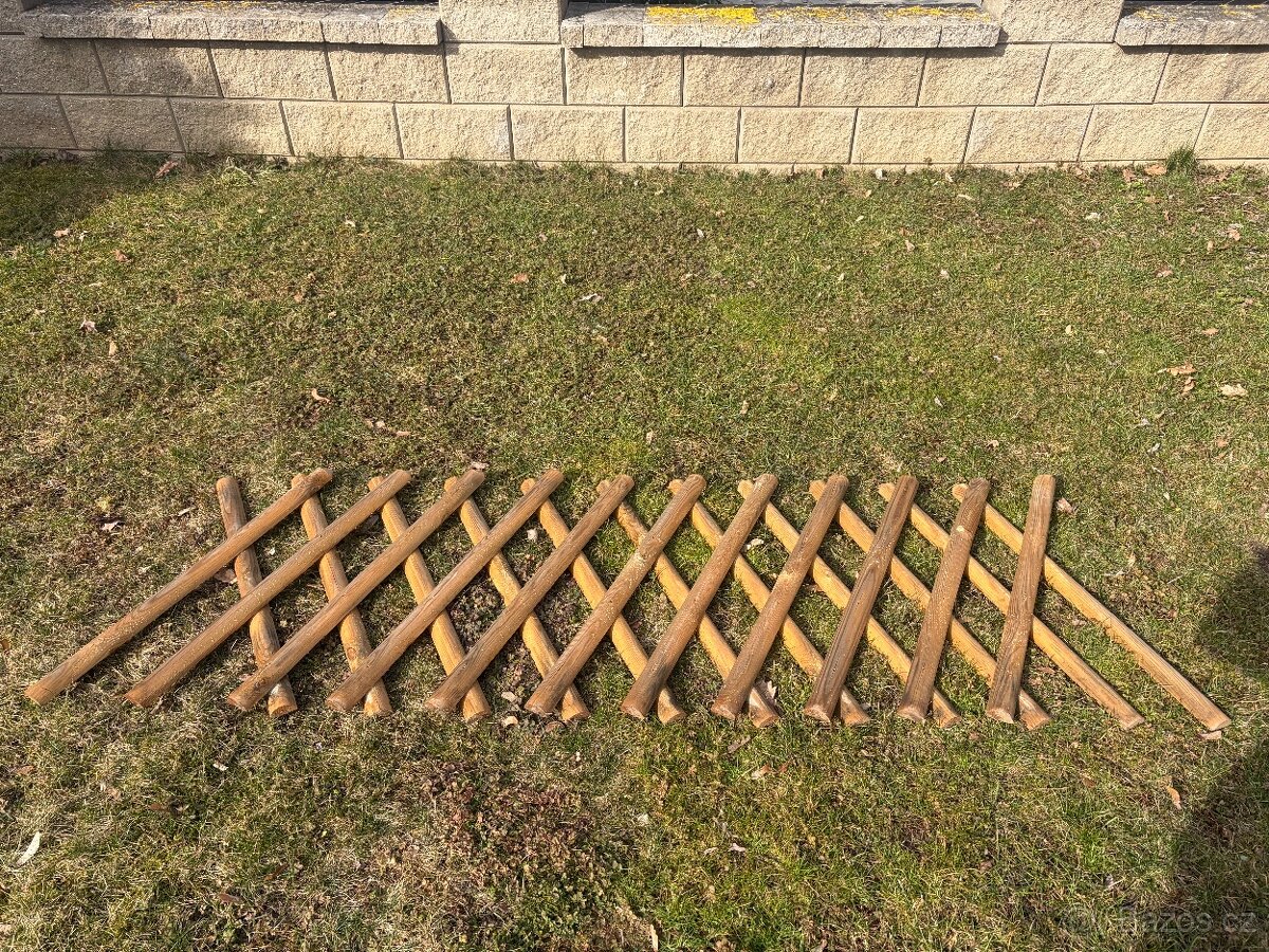 Plot předzahrádkový - 2