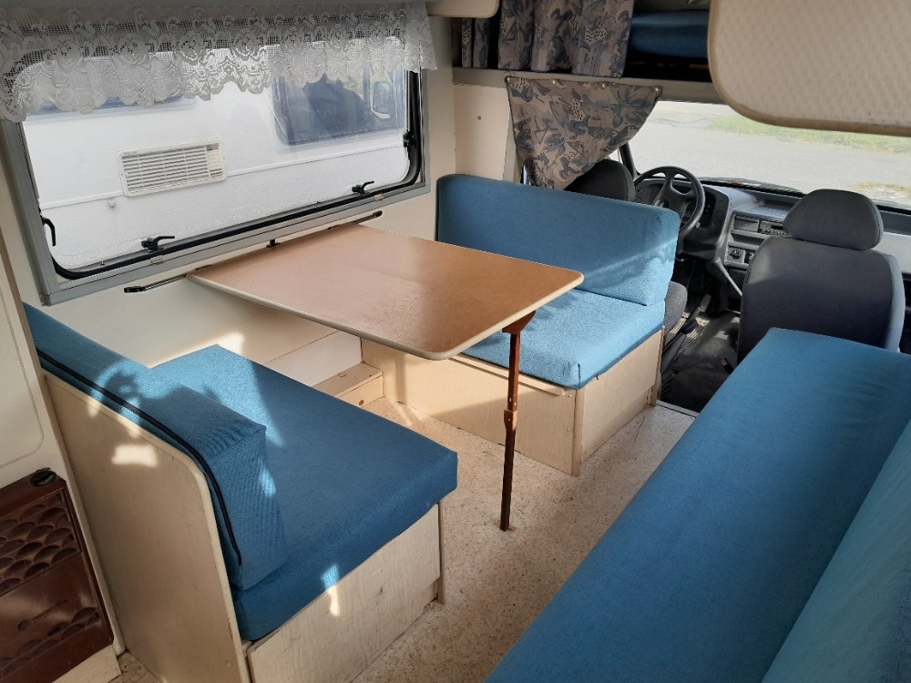 Obytna dodavka Ford Tranzit 2.5td - 2