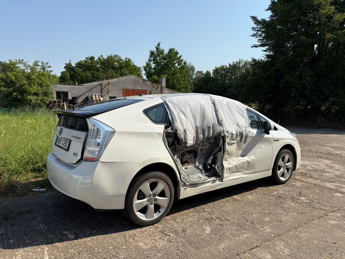Toyota Prius MK3 - 2