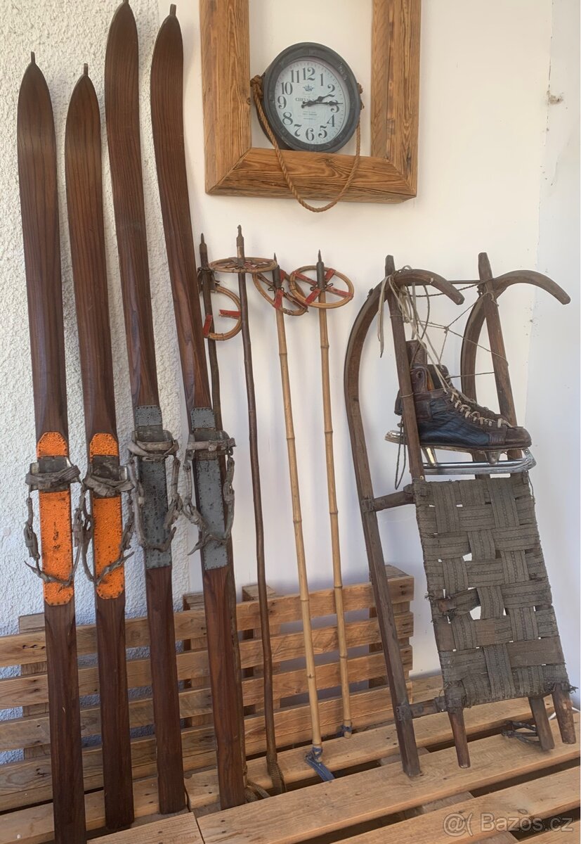 Retro staré kožené brusle cca 30 léta - 2