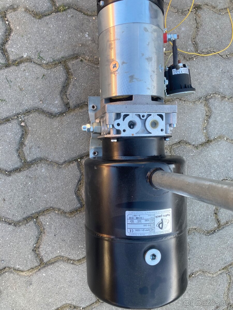 Hydraulická jednotka plošin - 2