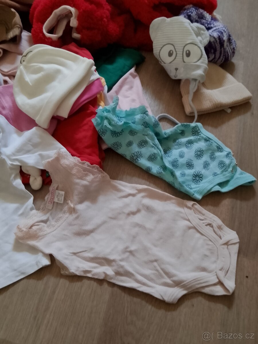 Hromada oblečení pro miminko - 2
