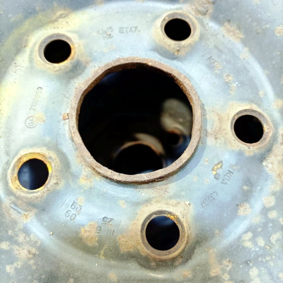 15" plechová kola – 5x112 – 6J x 15" ET47 - 2