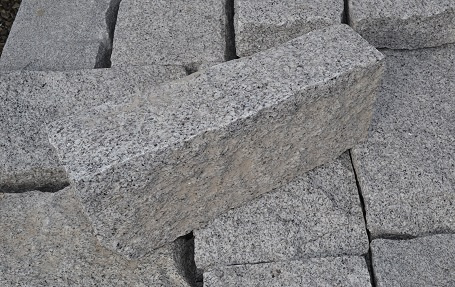 Žulové obrubníky - 2