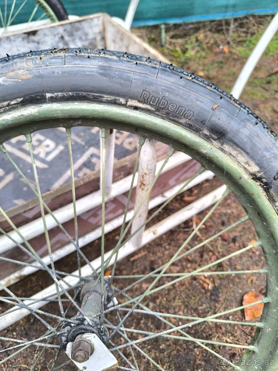 Velký dvoukolák (na menší opravu) - 2