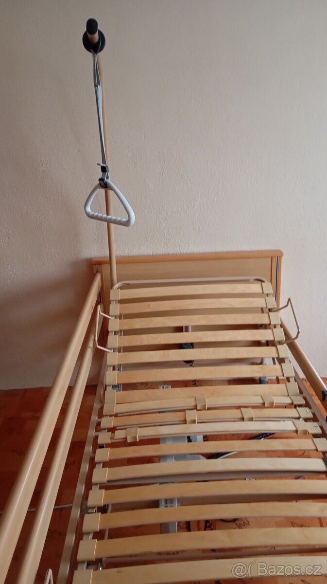 Zdravotní elektrická polohovaci postel - 2
