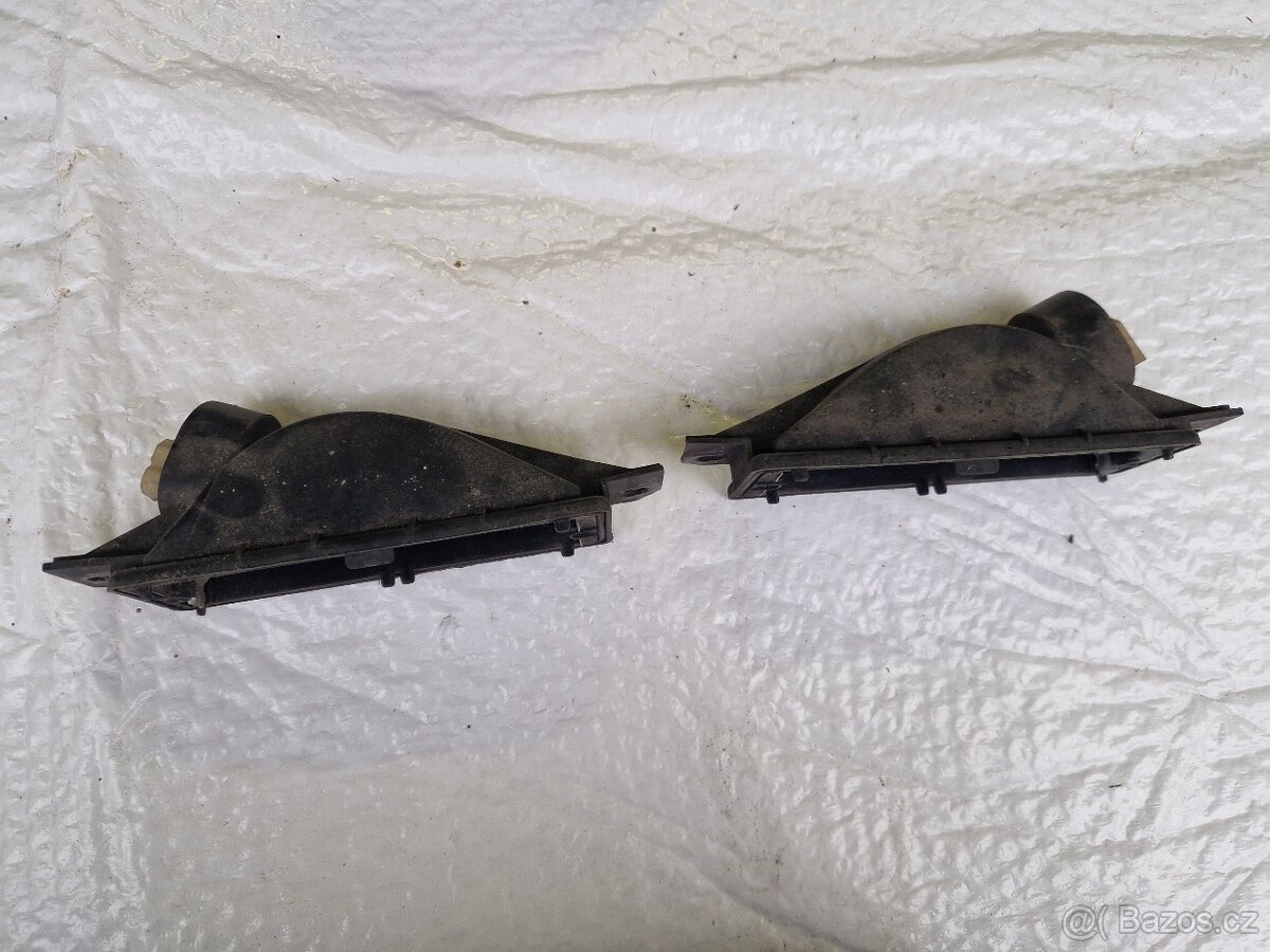 BMW e30 plast přední blinkry - 2