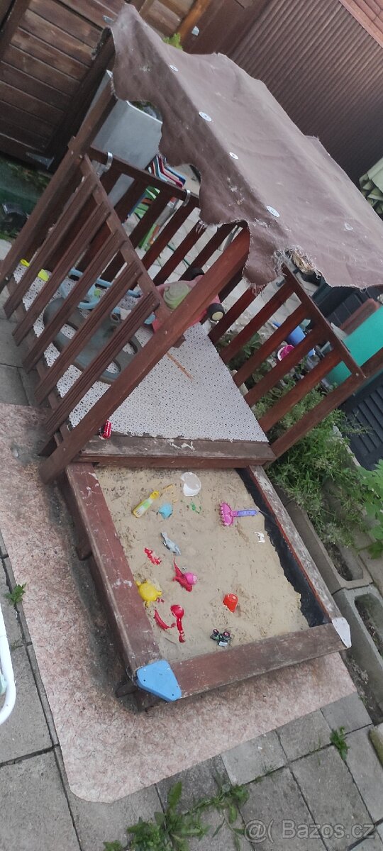 Dětský domeček - 2