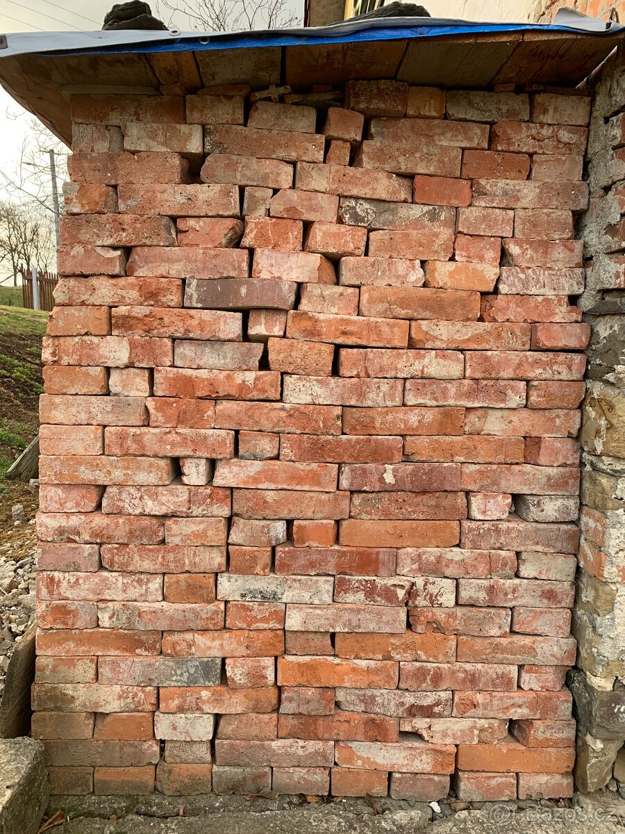Očíštěné plné cihly - 2