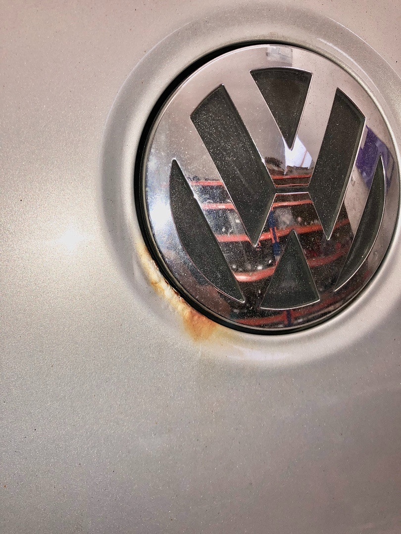 Páté dveře stříbrná metalíza LA7W VW Passat CC r.v. 2011 - 2