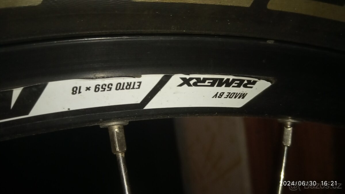 Zachovalé kolo zn.KTM-rám "19",kola "18" - 2