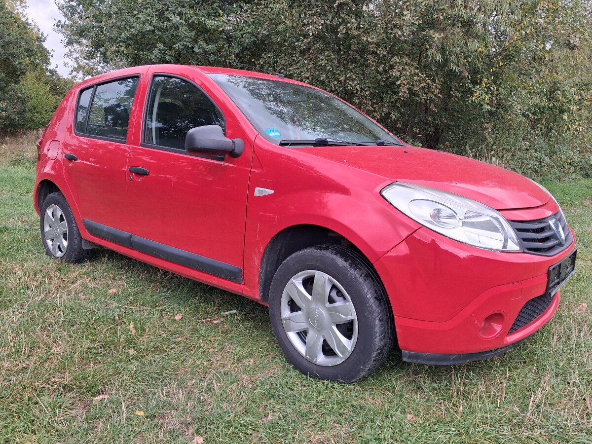 DACIA SANDERO % VELMI PEKNA % - 2