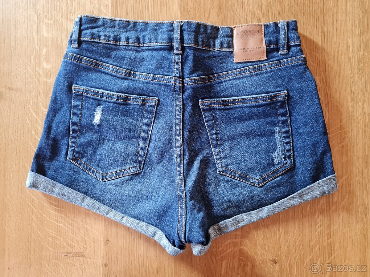 Dámské riflové kraťasy zn. New Yorker vel. XS - 2