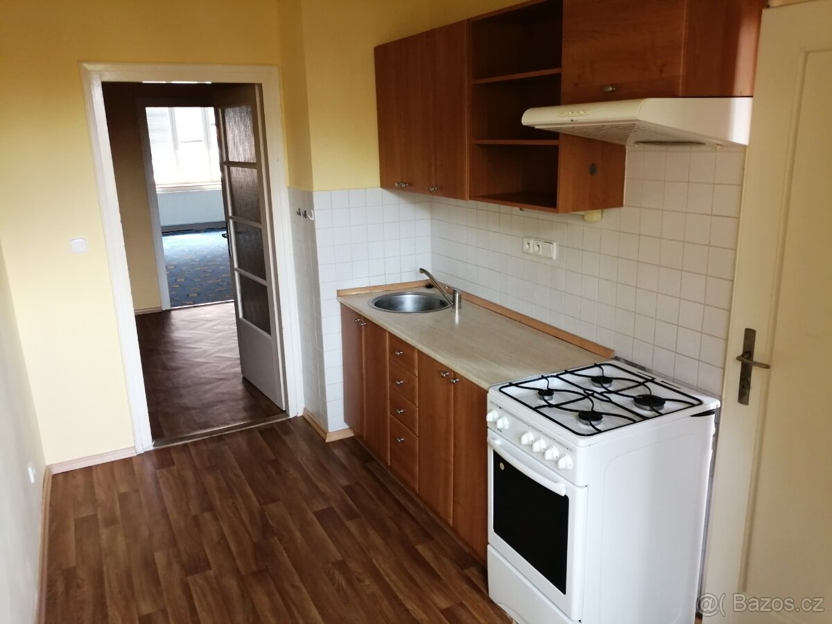 Pronájem 2+1, ulice Zborovská, Žabovřesky, 56 m2, balkon, ko - 2