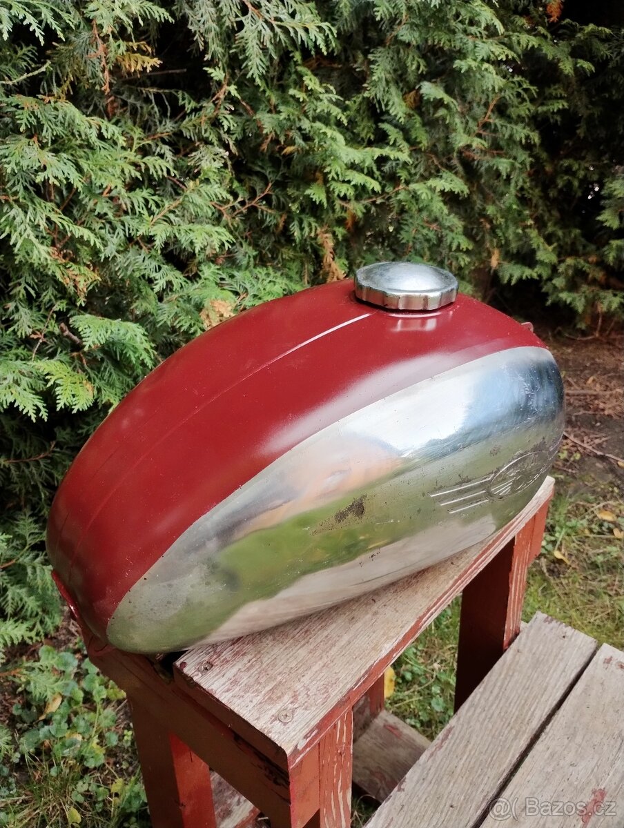 Originální nádrž jawa 250 nebo 350 v původním stavu a barvě - 2