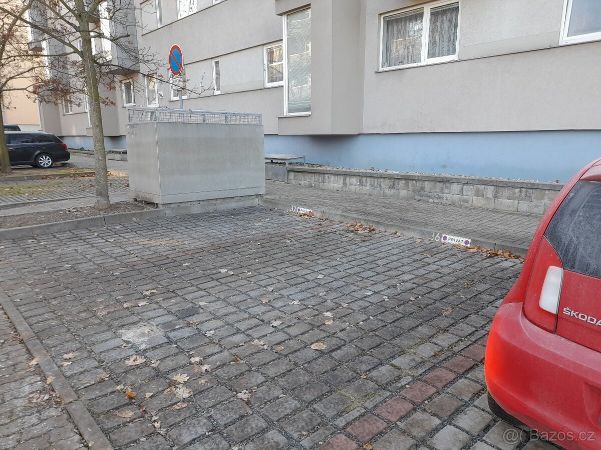Parkovací místo - 2