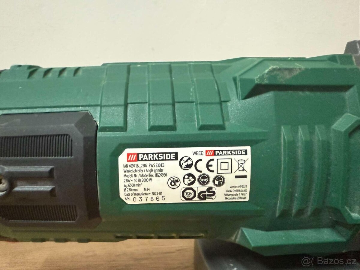 Úhlová bruska Bosch UniversalGrind 115 - 2