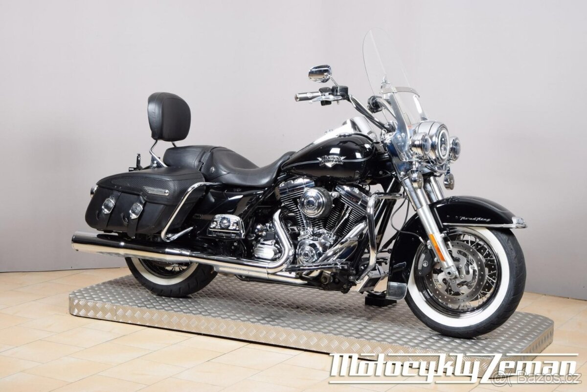 Harley-Davidson FLHRC Road King Classic 2013 - 2