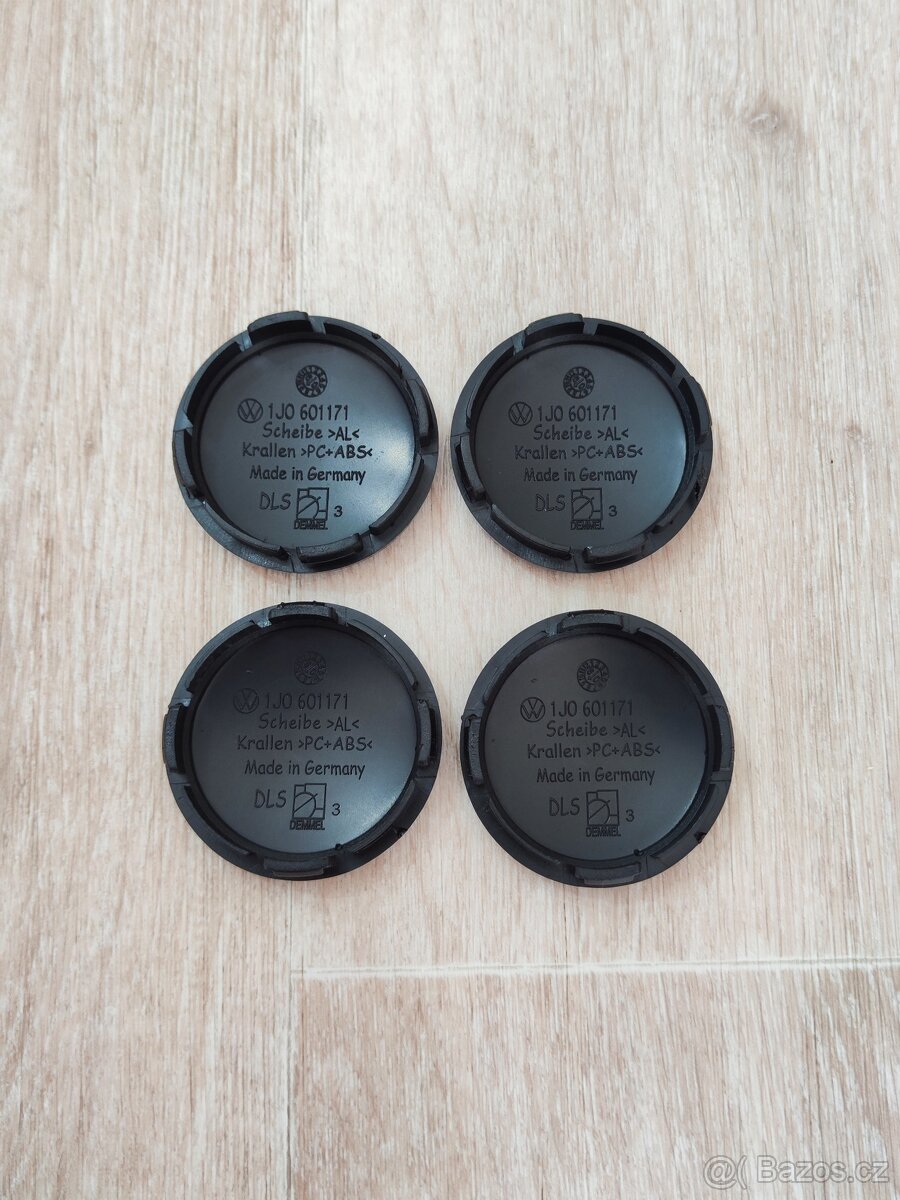 Středové krytky kol Volkswagen 56mm - 2