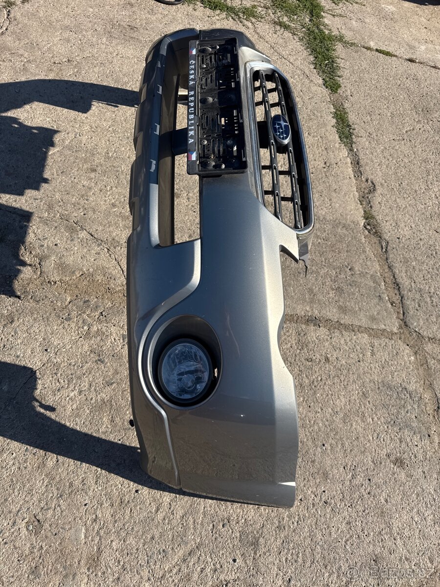 Subaru legacy outback přední nárazník - 2