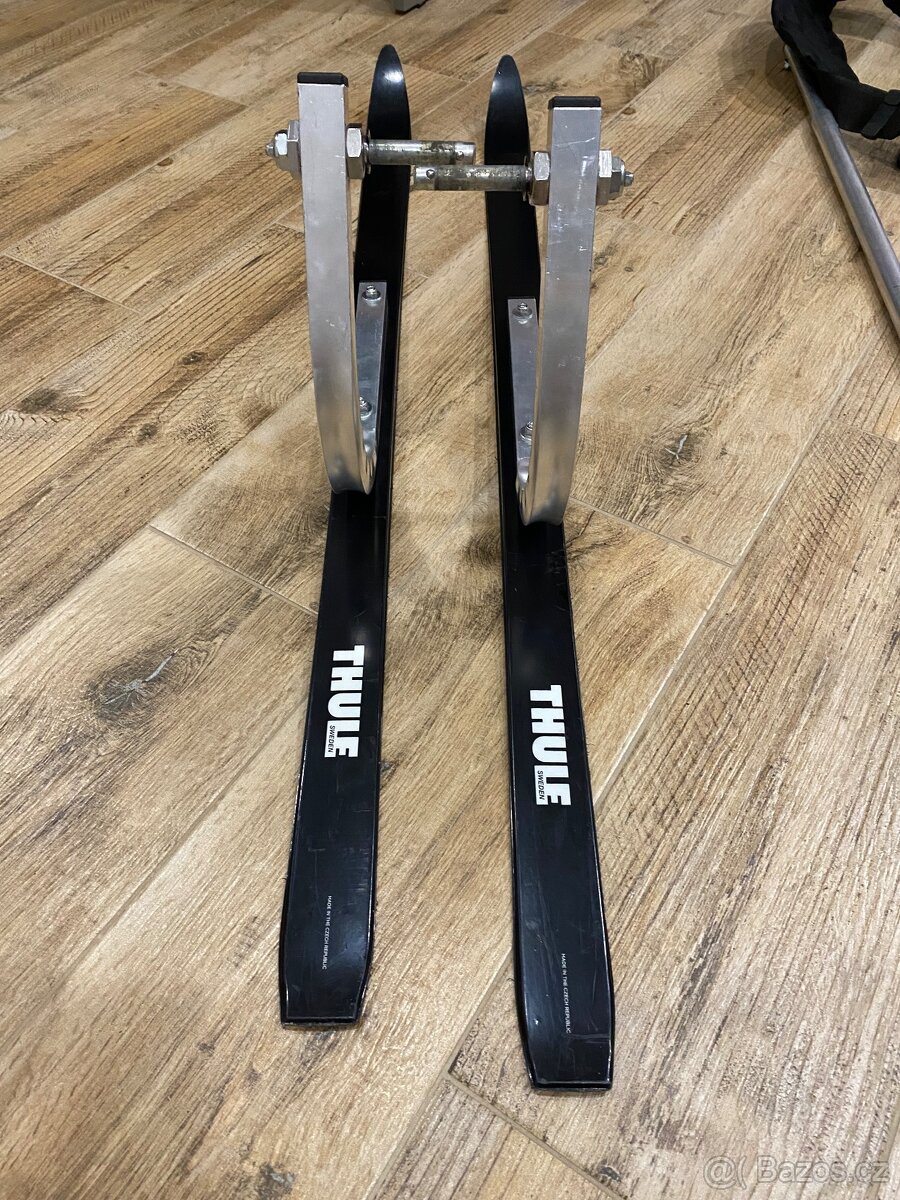 Thule ski set - 2