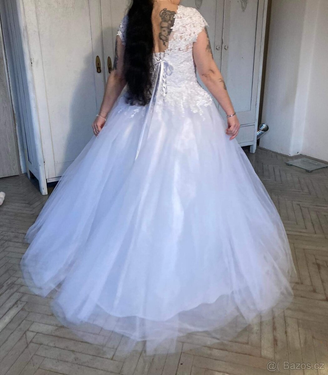 Svatební šaty - 2