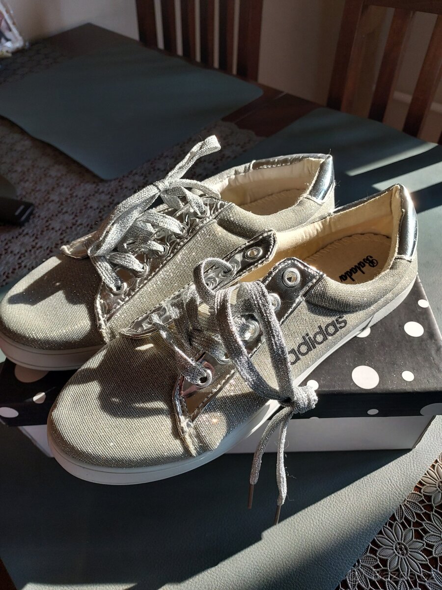 Prodám nové nepoužité tenisky - 2