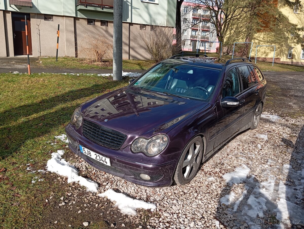 Mercedes-Benz C32 AMG Kompressor - 2